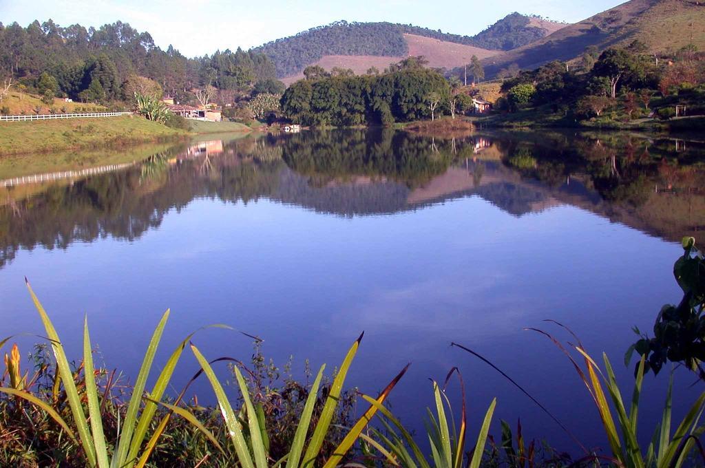 Hotel Fazenda Santa Marina ซังตานา โดส มองชิส ภายนอก รูปภาพ